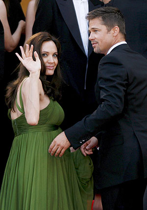 Tres cocineros, 14 escoltas y dos nieras para Angelina Jolie y Brad Pitt