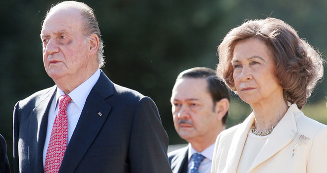 El Rey Juan Carlos ironiza con el supuesto hematoma