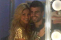 Gerard Piqué disfruta de Shakira en el camerino