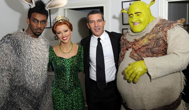 Antonio Banderas visita a sus compañeros de Shrek