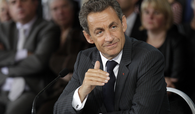 Sarkozy se convierte de nuevo en abuelo